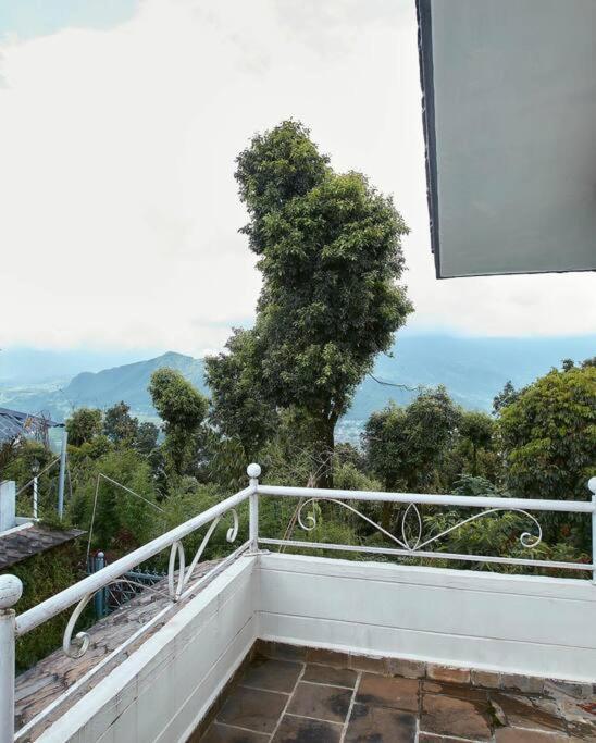 Ghost Villa Pokhara With Mountain View 20Mins From Main Area Ranipauwa Exterior photo