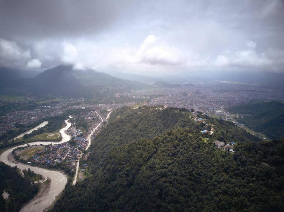 Ghost Villa Pokhara With Mountain View 20Mins From Main Area Ranipauwa Exterior photo